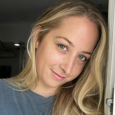 elliesursara picture