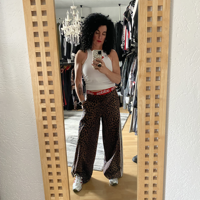Yviforamy picture
