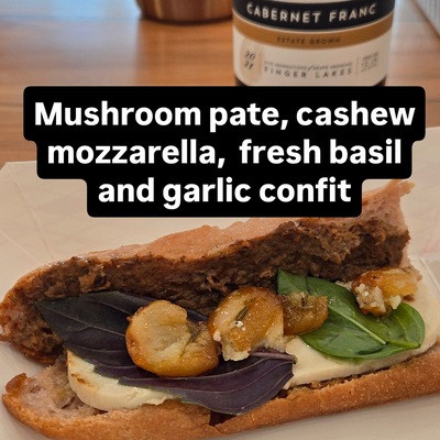 Moonshadow-Kitchen picture