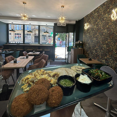 Lela’scafe picture