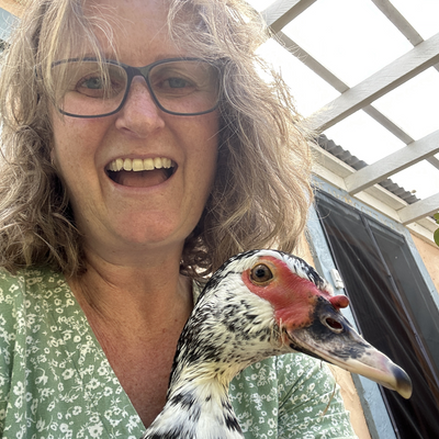 LindaHolmanNZ picture