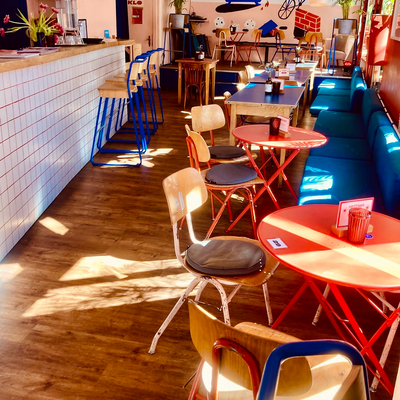 NeueRepublik picture