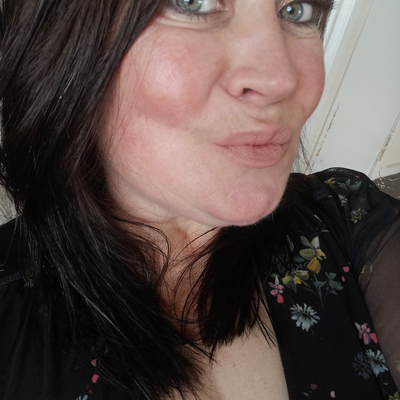 LindaPowell picture