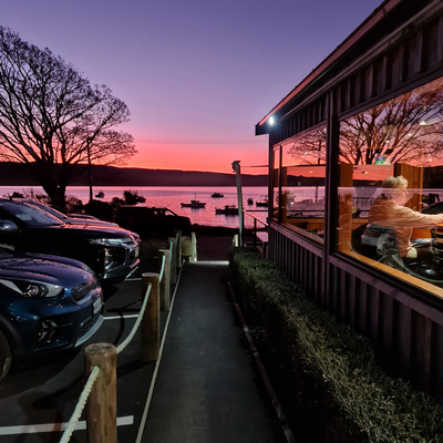 MoerakiTavern picture