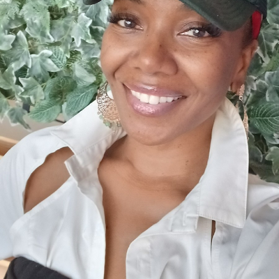 KirstenThompson picture