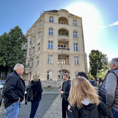 WalkWithUsTours picture