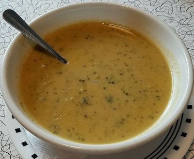 Cheezy Broccoli Soup