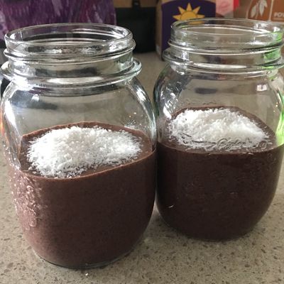 Chocolate Berry Chia Pudding