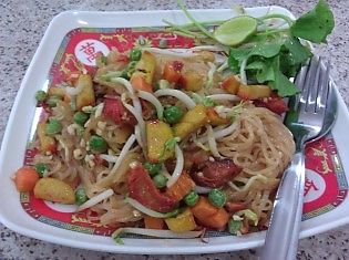 Veggie Pad Thai - Healthy Vegan Recipes - HappyCow