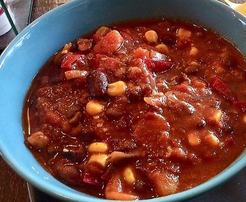 Quick Vegan Chili - Healthy Vegan Recipes - HappyCow