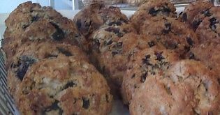 Banana Bread or Muffin - Healthy Vegan Recipes - HappyCow