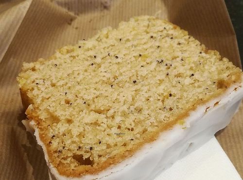 Gluten-Free Lemon Poppyseed Cake - Healthy Vegan Recipes - HappyCow