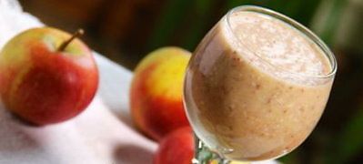Cinnamon Apple Smoothie - Healthy Vegan Recipes - HappyCow