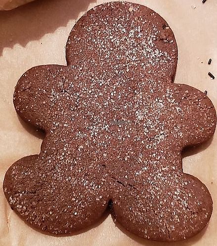 Vegan Gingerbread Cookies - Healthy Vegan Recipes - HappyCow