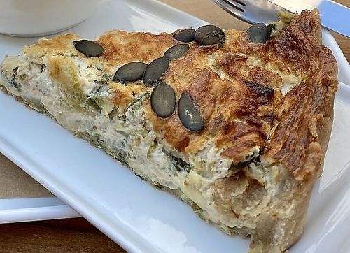 Broccoli and Leek Quiche - Healthy Vegan Recipes - HappyCow