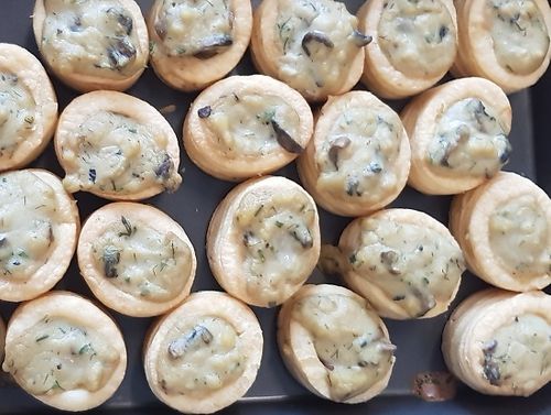 Vegan Mushroom Vol-au-vents - Healthy Vegan Recipes - HappyCow