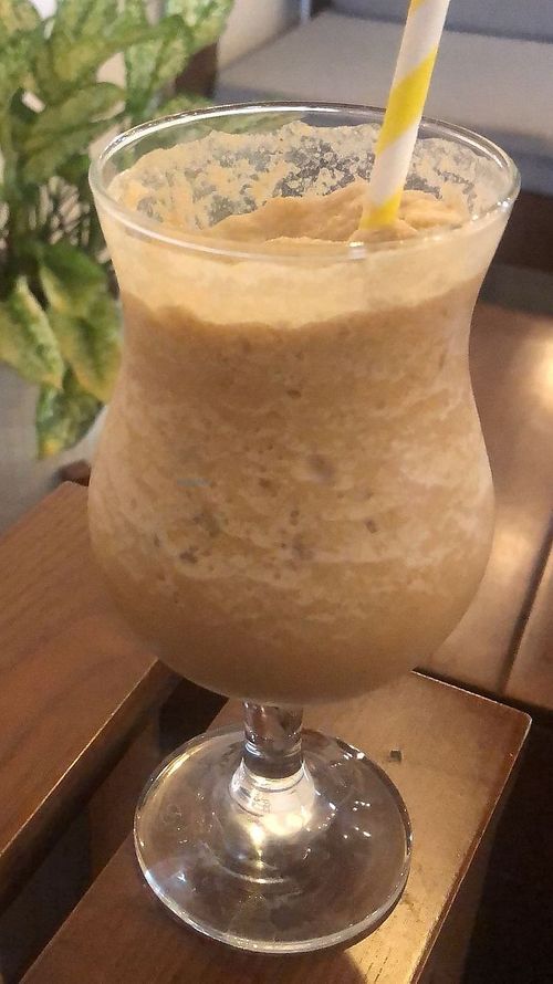 Banana Peanut Butter Smoothie - Healthy Vegan Recipes - HappyCow