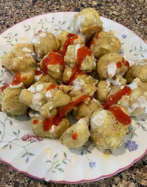 Cauliflower Wings - Healthy Vegan Recipes - HappyCow
