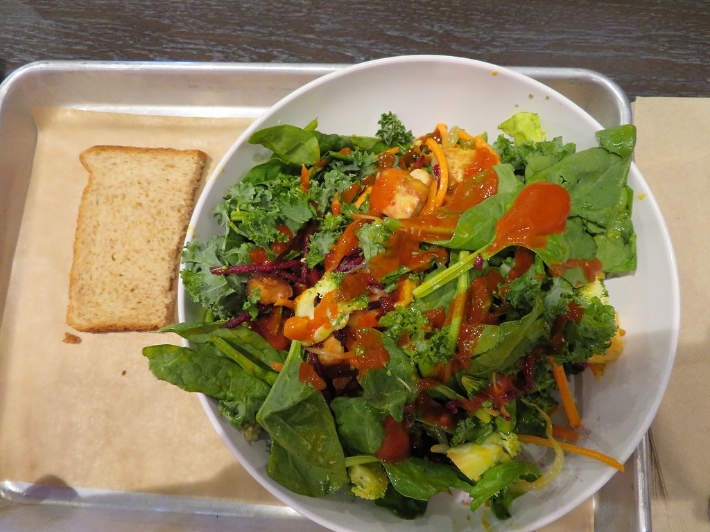Corelife Eatery Toledo Ohio Restaurant Hycow Sriracha Ginger Roasted Tofu Salad At Corelife Eatery In Toledo