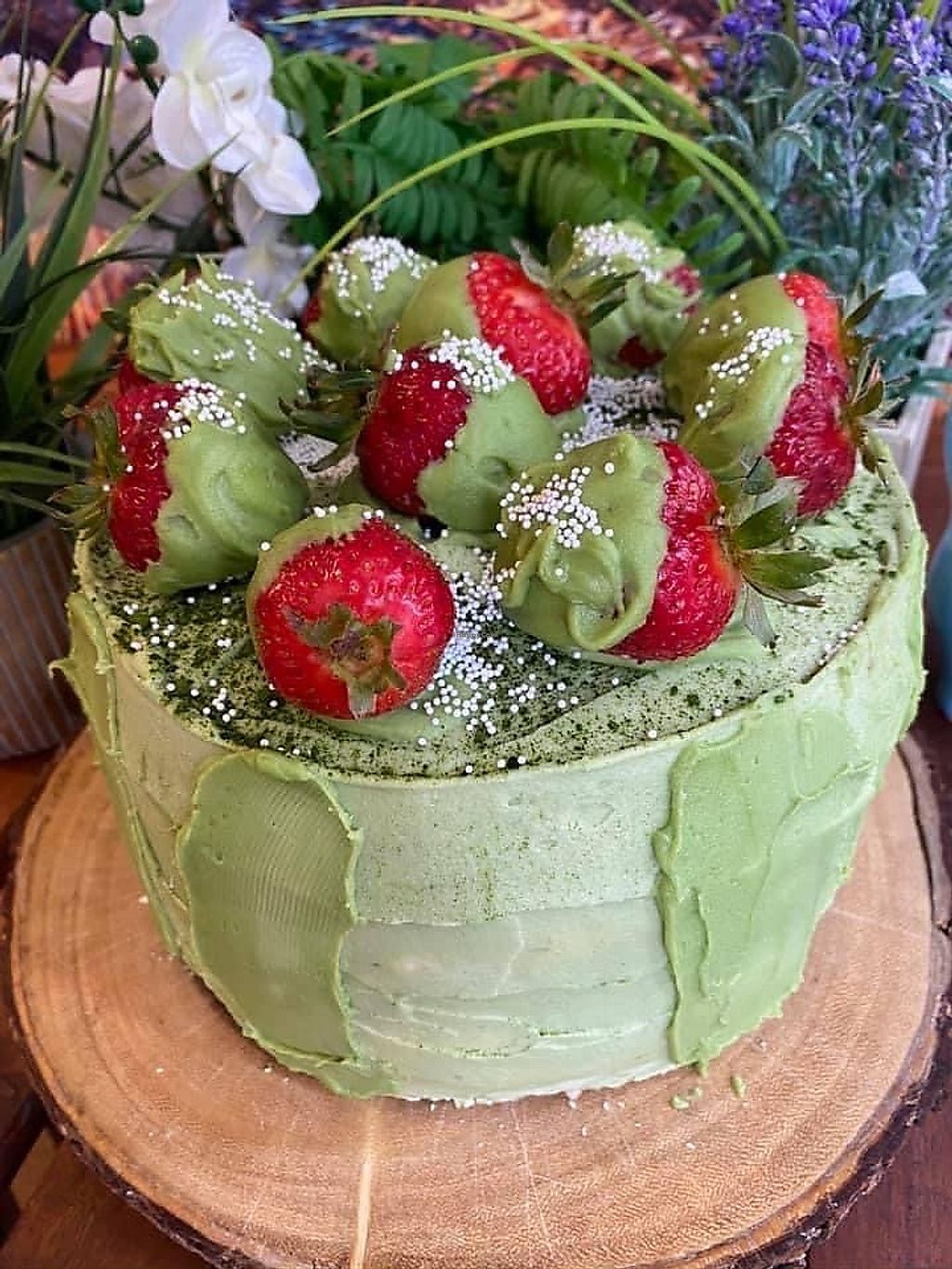 17 show-stopping vegan birthday cakes to celebrate in style