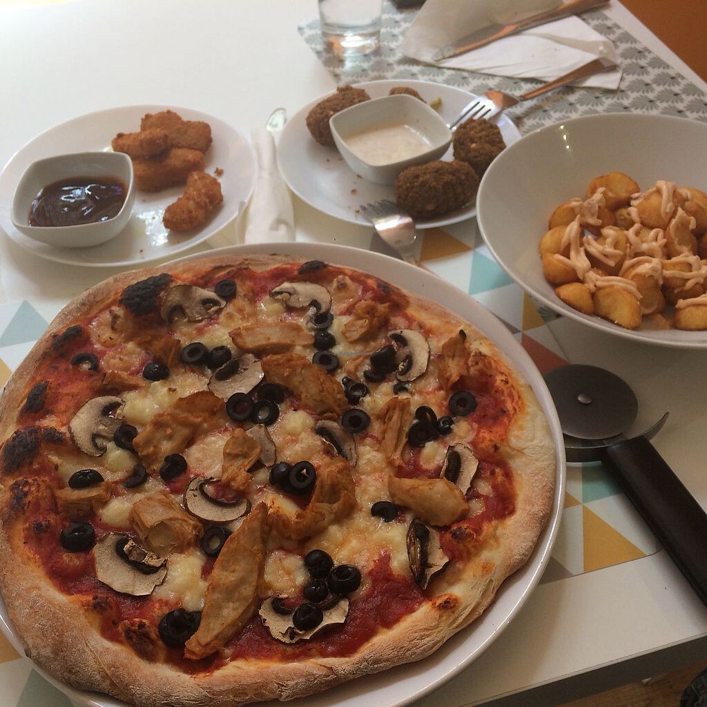 CLOSED La Fresca Vegan Food Zaragoza Restaurant HappyCow