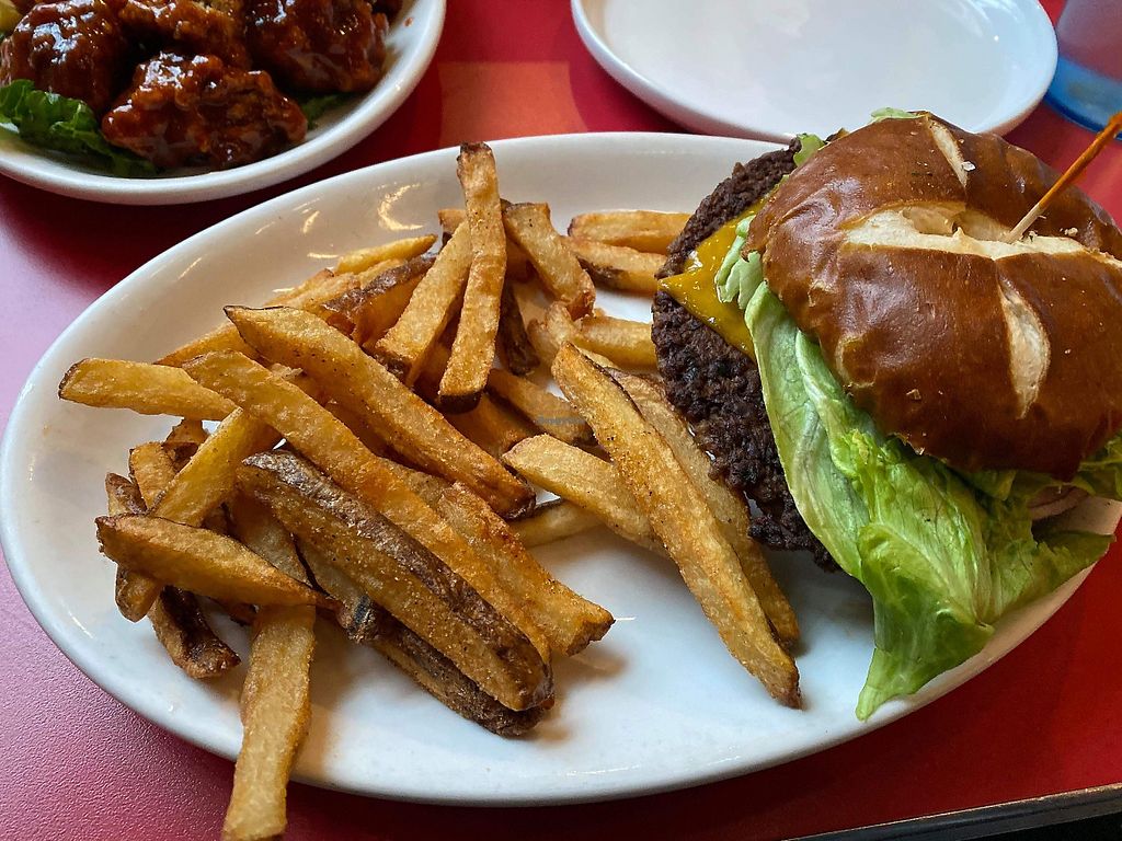 Big Lug Canteen Indianapolis Indiana Restaurant HappyCow