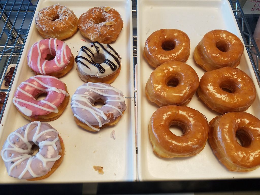 CLOSED Glazed Donut Bar Whittier California Bakery HappyCow