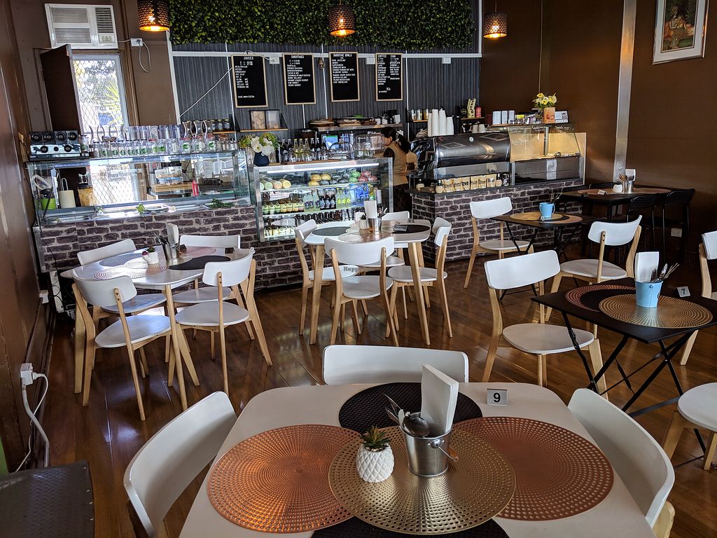 CLOSED Back2Nature Vegan Cafe Brighton Victoria Restaurant HappyCow