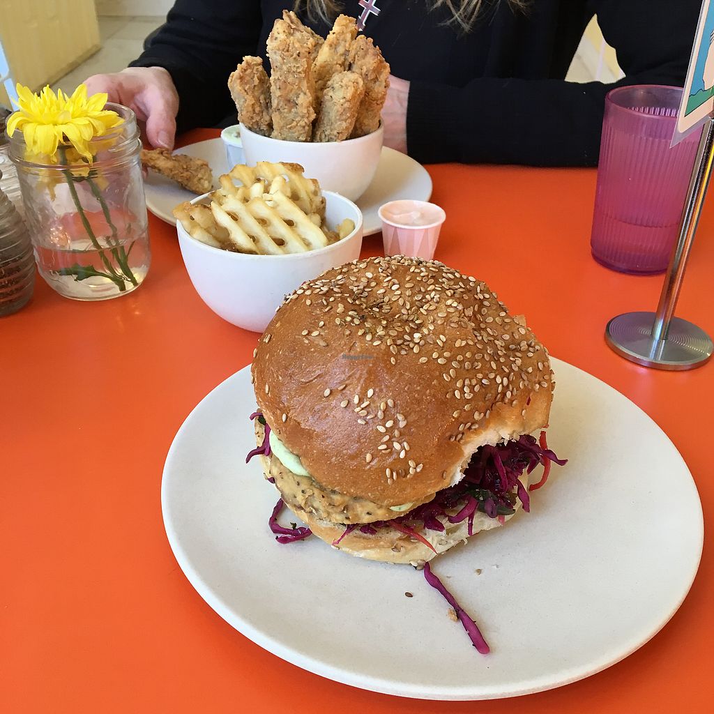 CLOSED Hartbreakers Brooklyn New York Restaurant HappyCow