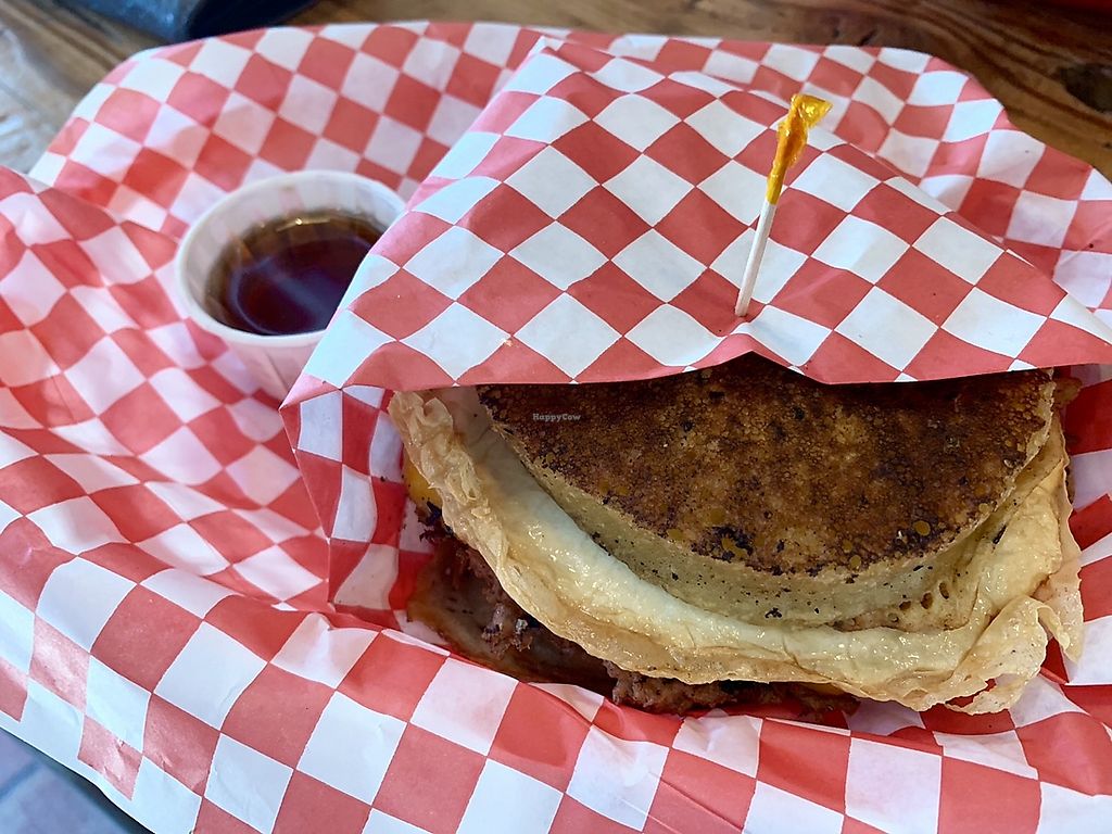 Munchies Vegan Diner Santa Ana California Restaurant HappyCow