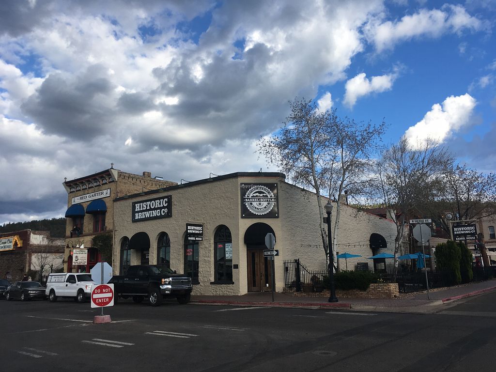 Historic Brewing Barrel + Bottle House Williams Arizona Restaurant