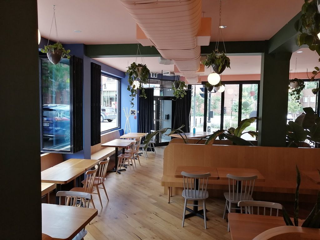 CLOSED Hello 123 NotreDame St Montreal Quebec Restaurant HappyCow