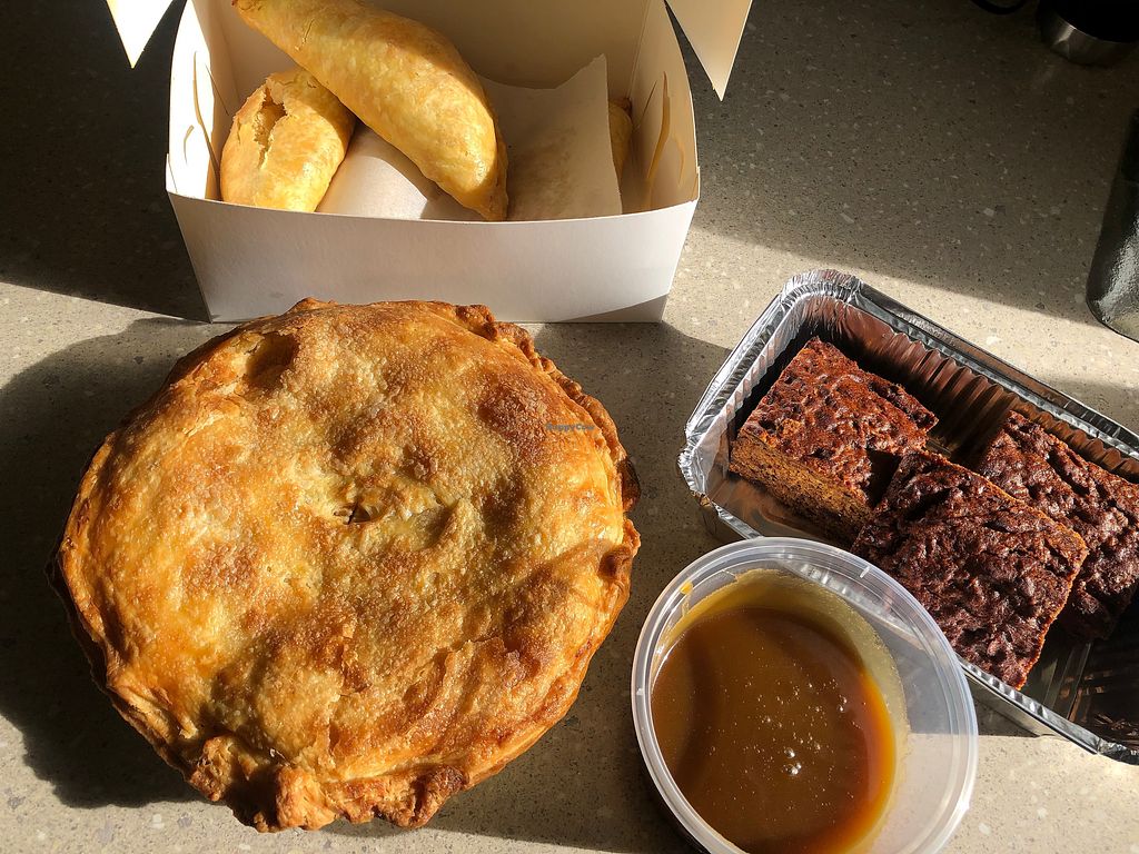 CLOSED Sugar Sisters Bakery & Catering Wellington Bakery HappyCow