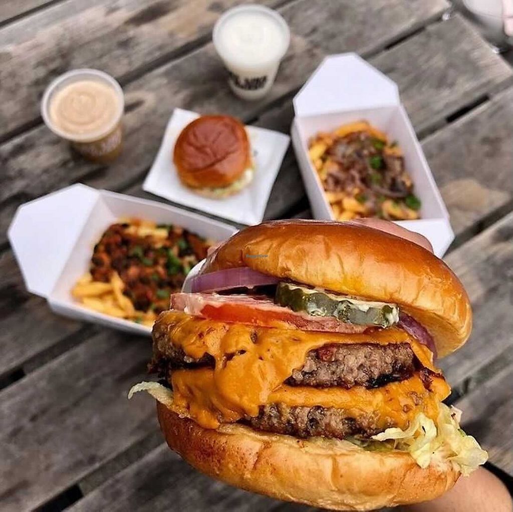 StandUp Burgers Wells Chicago Illinois Restaurant HappyCow