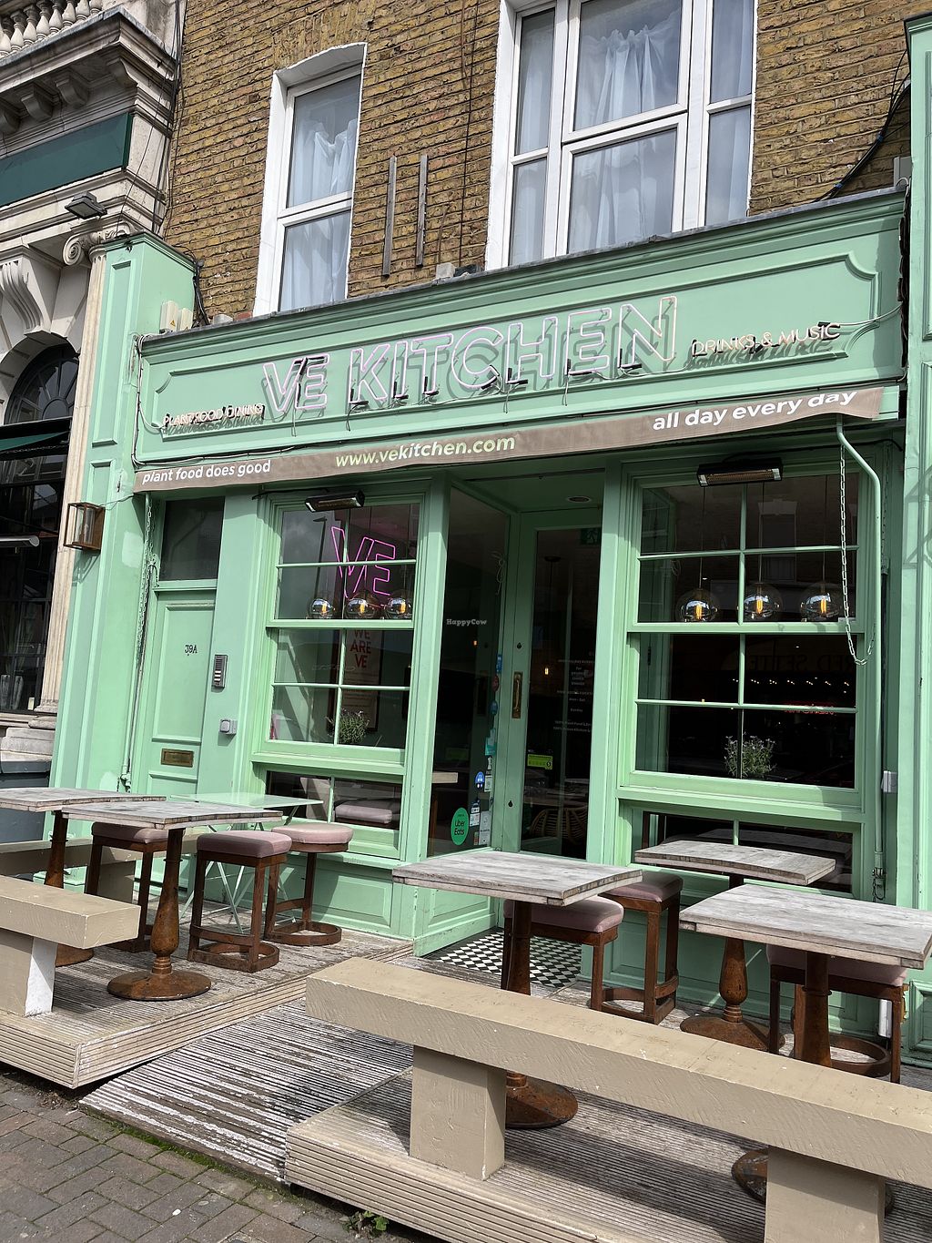 Vee Kitchen CLOSED: VE Kitchen - South West London Restaurant - HappyCow