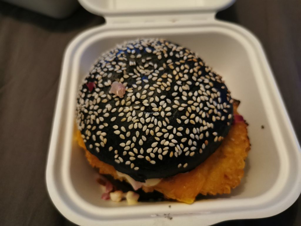 CLOSED Vegan Burger Brothers Eindhoven Delivery HappyCow