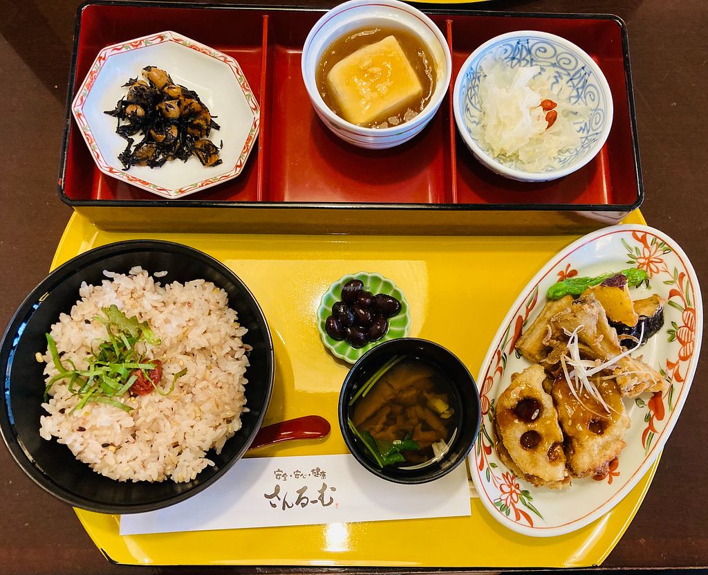 FAMILY RESTAURANT ゾム ソイソムIN＆EX – Thai food Cafe SoiSom
