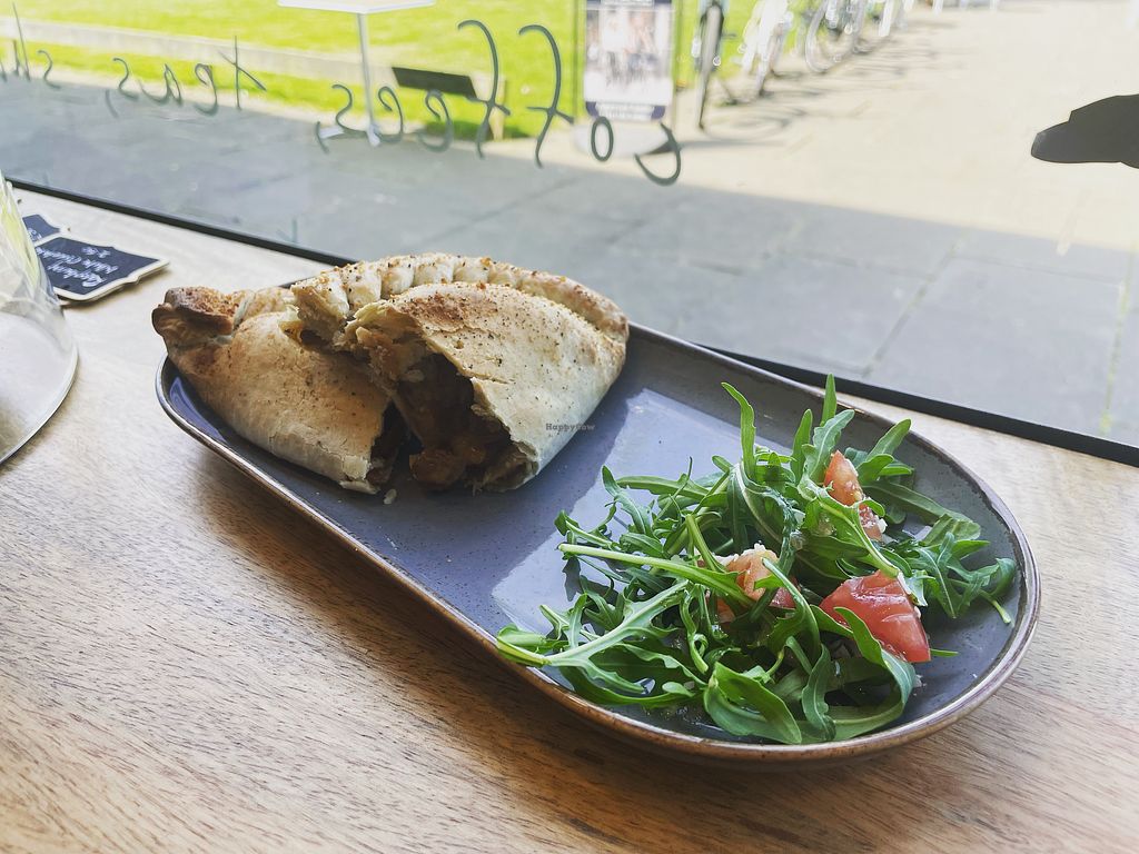 The Hub and Spoke Cafe Dunstable Restaurant HappyCow