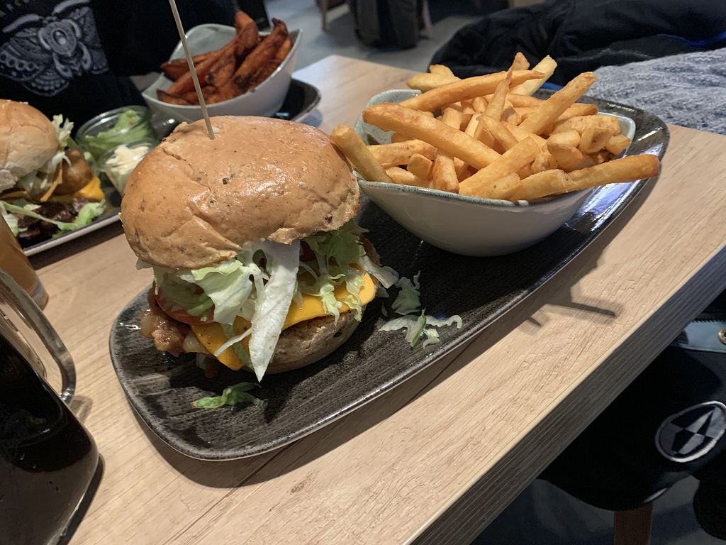 Le Burger Vienna Restaurant HappyCow