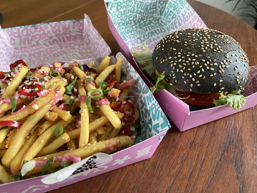 CLOSED Vegan Junkfood Bar Eindhoven Eindhoven Restaurant HappyCow