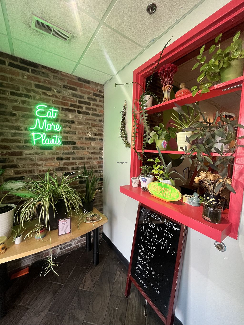 CLOSED Radish Kitchen Peoria Illinois Restaurant HappyCow