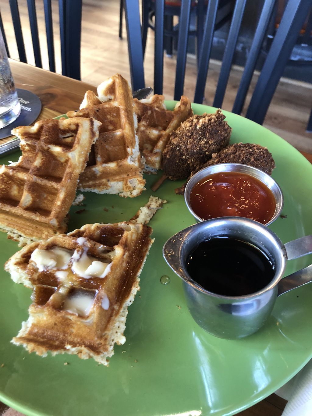 CLOSED SportsBox Portland Oregon Restaurant HappyCow