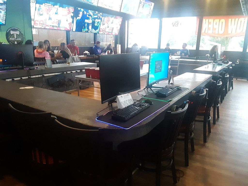 CLOSED SportsBox Portland Oregon Restaurant HappyCow