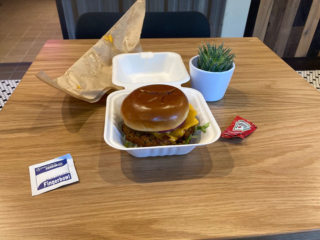 CLOSED StandUp Burgers 2nd Ave New York City New York Restaurant