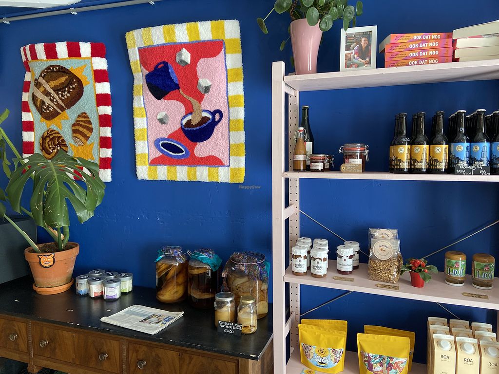 Flo Specialty Coffee & bakery Utrecht Bakery HappyCow