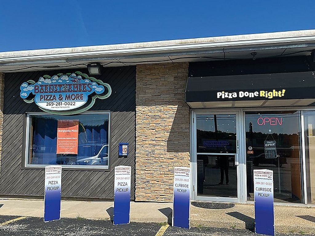 Barnstormers Pizza St Joseph Michigan Restaurant HappyCow