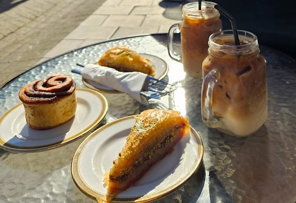 Patisserie La Reine Bristol Bakery HappyCow