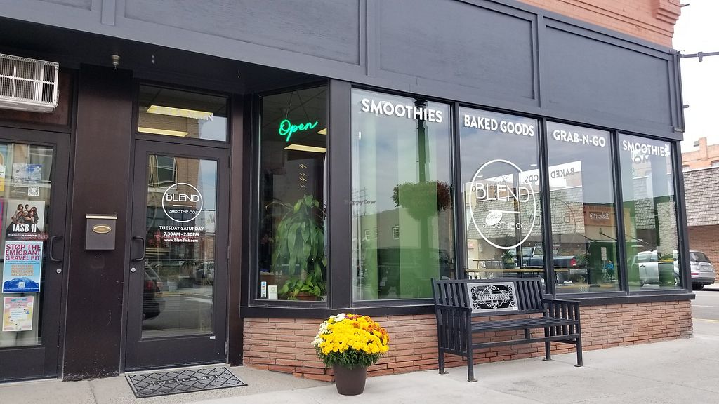 Blend Smoothie Company Livingston Montana Juice Bar HappyCow