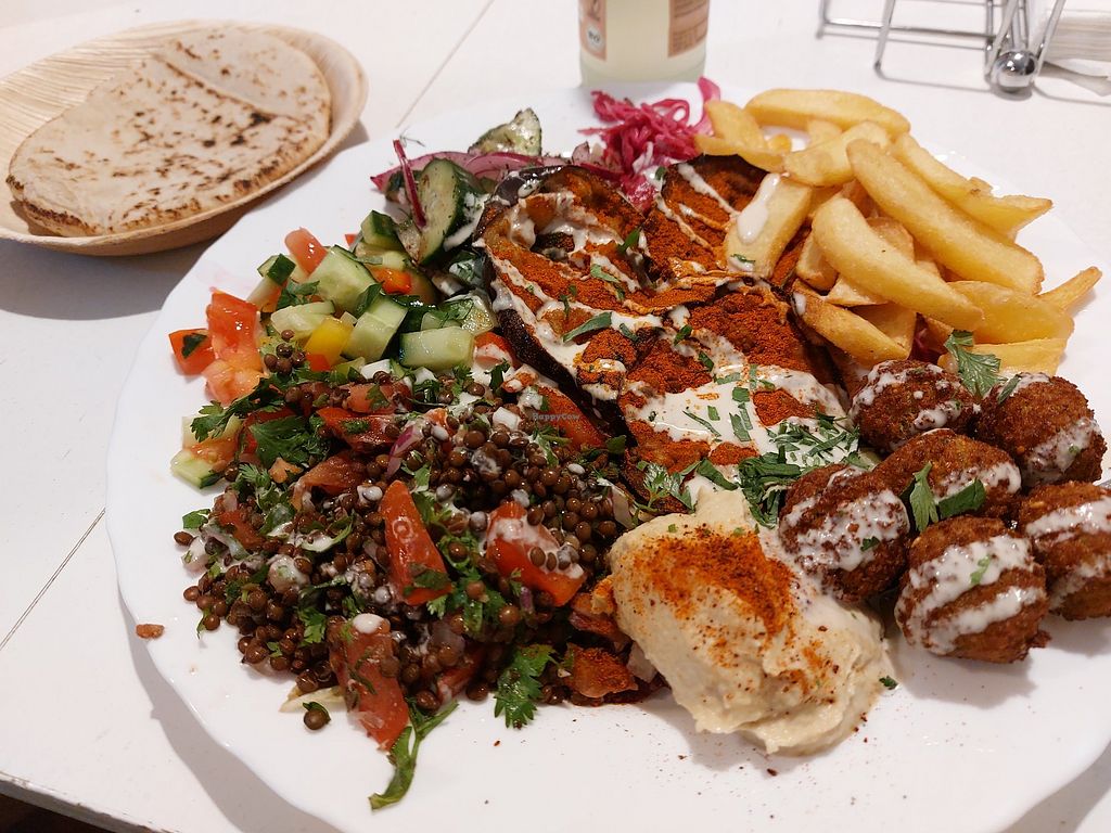 hart arbeitend Gefängnisausbruch Rose edos hummus küche freiburg Twist