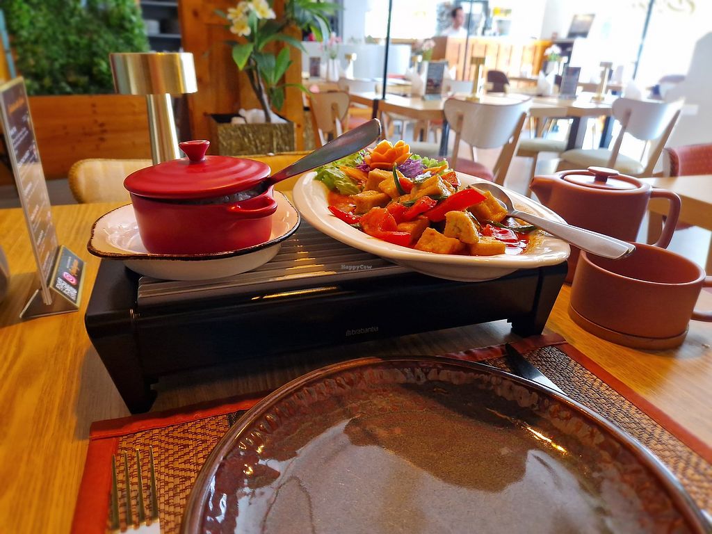 Bangkok Thai Restaurant - Barcelos Restaurant - HappyCow